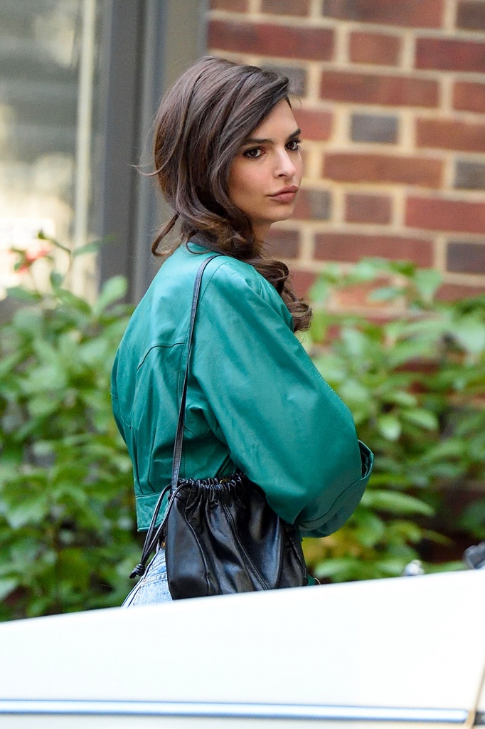 Emily Ratajkowski Emily Ratajkowski