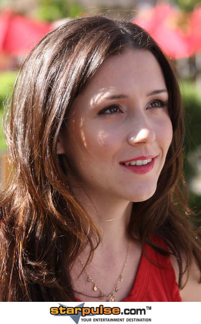 Shannon Woodward