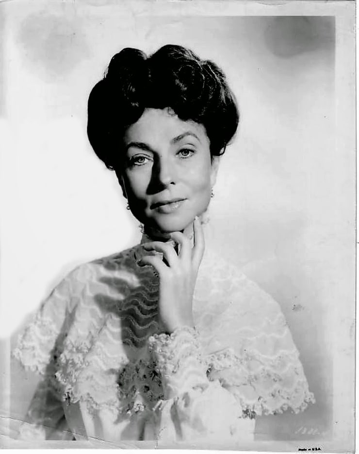 Picture Of Agnes Moorehead 6940