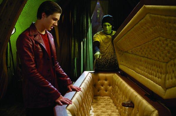 Cirque du Freak: The Vampire's Assistant Cirque du Freak: The Vampire's Assistant