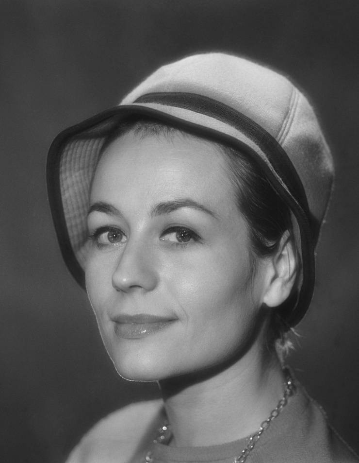 Annie Girardot