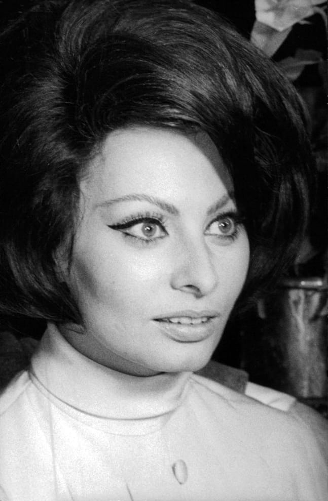 SOPHIA LOREN