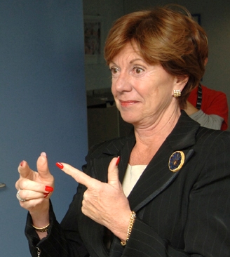 Neelie Kroes