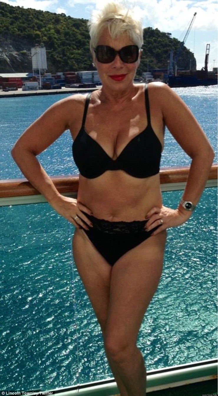 Denise Welch