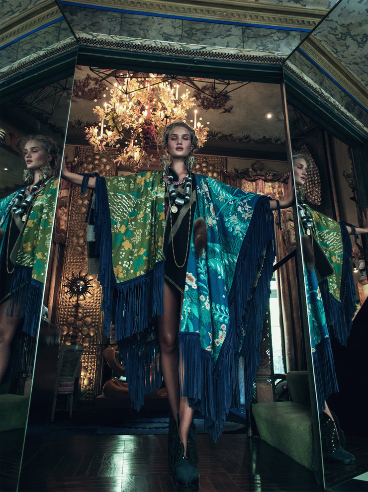 Rosie Huntington-Whiteley Rosie Huntington-Whiteley