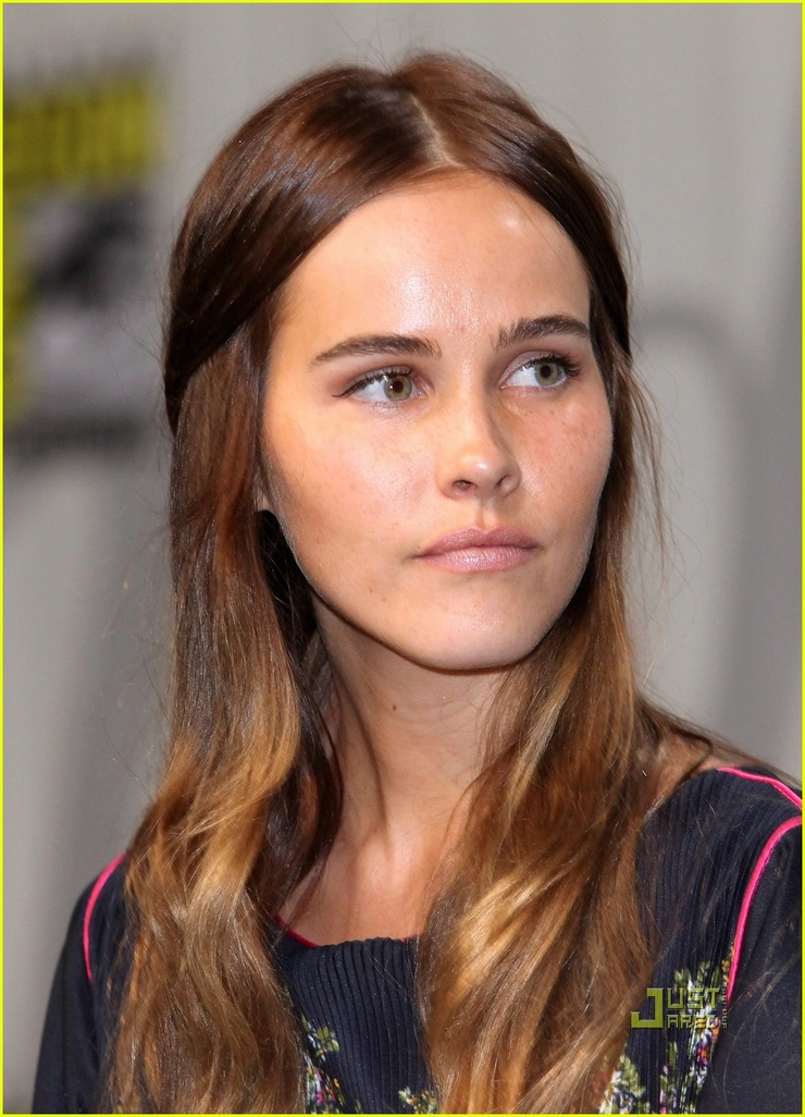 Isabel Lucas Isabel Lucas