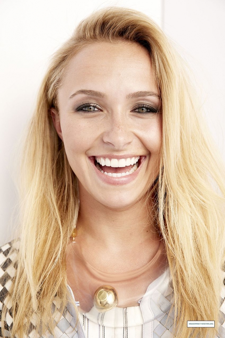 Hayden Panettiere sweet picture