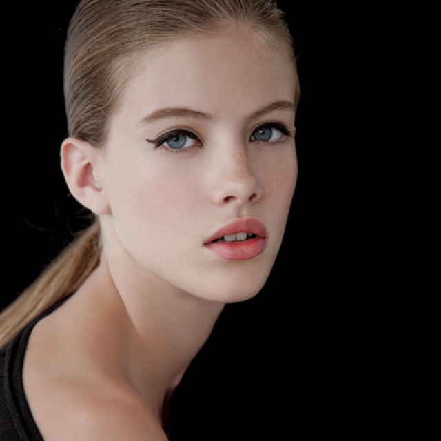Barbora Podzimková Barbora Podzimková