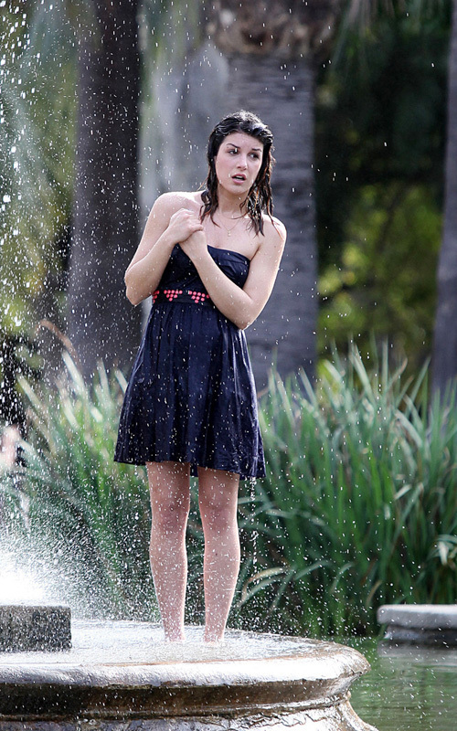 Shenae Grimes