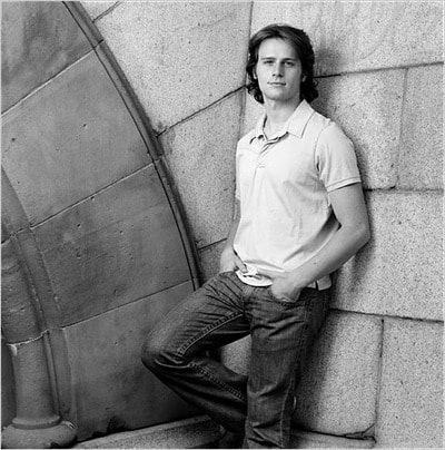 Jonathan Groff