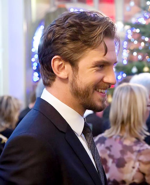 Dan Stevens