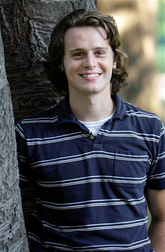 Jonathan Groff