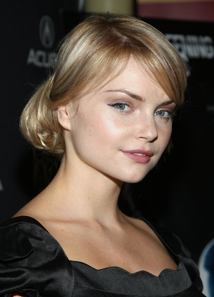 Izabella Miko Izabella Miko