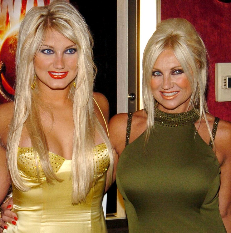 Linda Hogan Linda Hogan