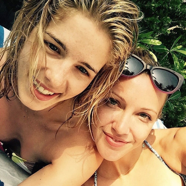 Emily Bett Rickards