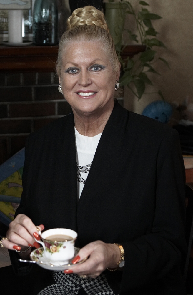 Kim Woodburn