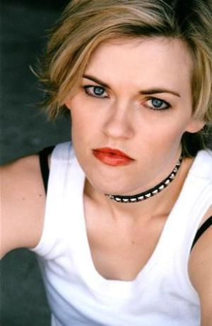Kari Wahlgren Kari Wahlgren