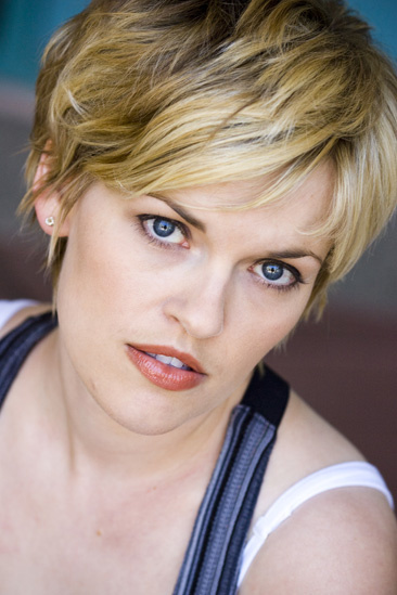 Kari Wahlgren Kari Wahlgren