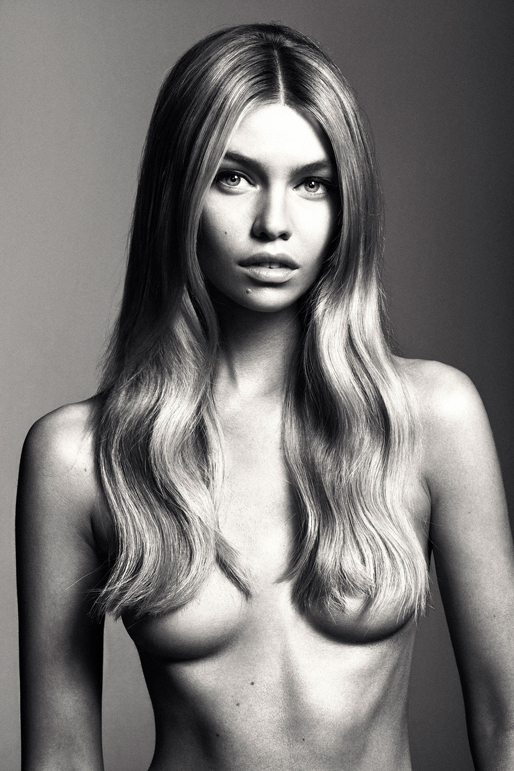 Stella Maxwell Stella Maxwell
