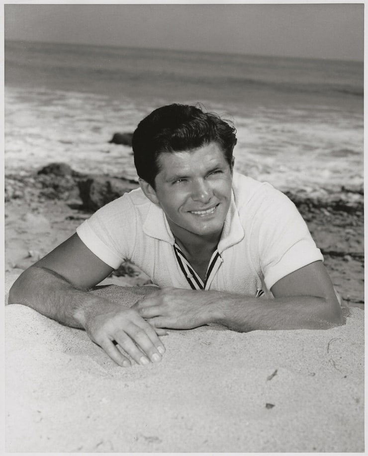 Dewey Martin Dewey Martin