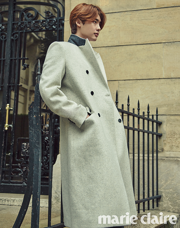 Jong Suk Lee