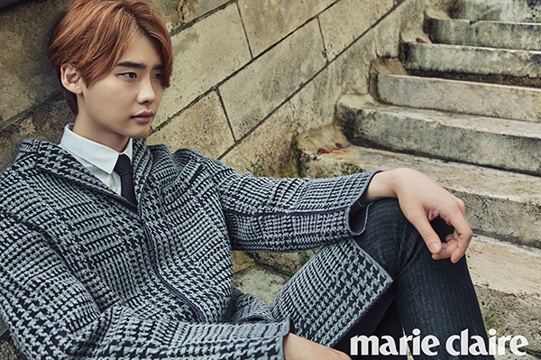 Jong Suk Lee