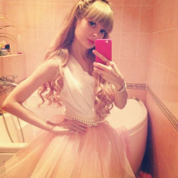 Angelica Kenova Angelica Kenova
