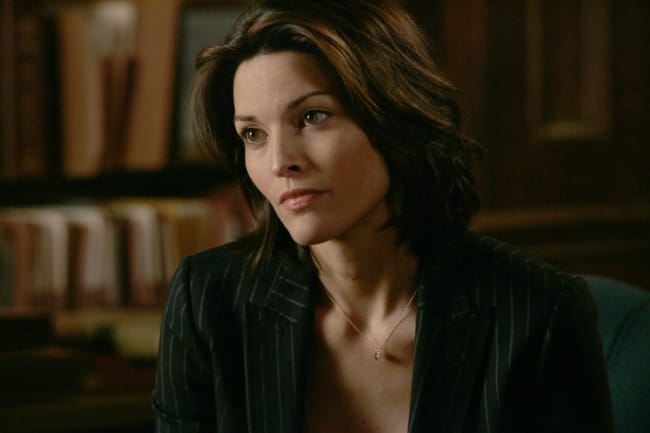 Alana De La Garza