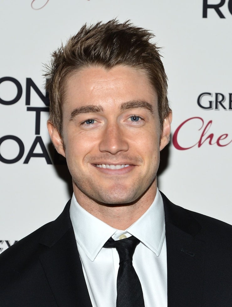 Robert Buckley