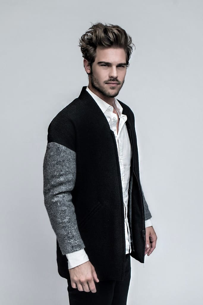 Grey Damon