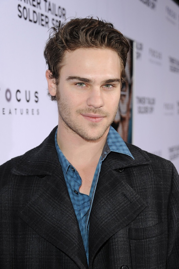Grey Damon