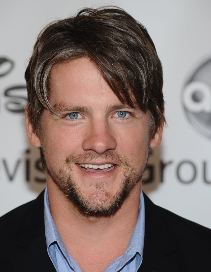 Zachary Knighton wife