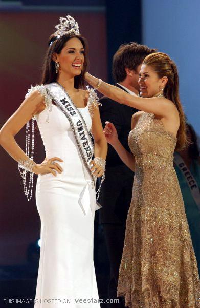 Miss Universe Pageant                                  (2003)