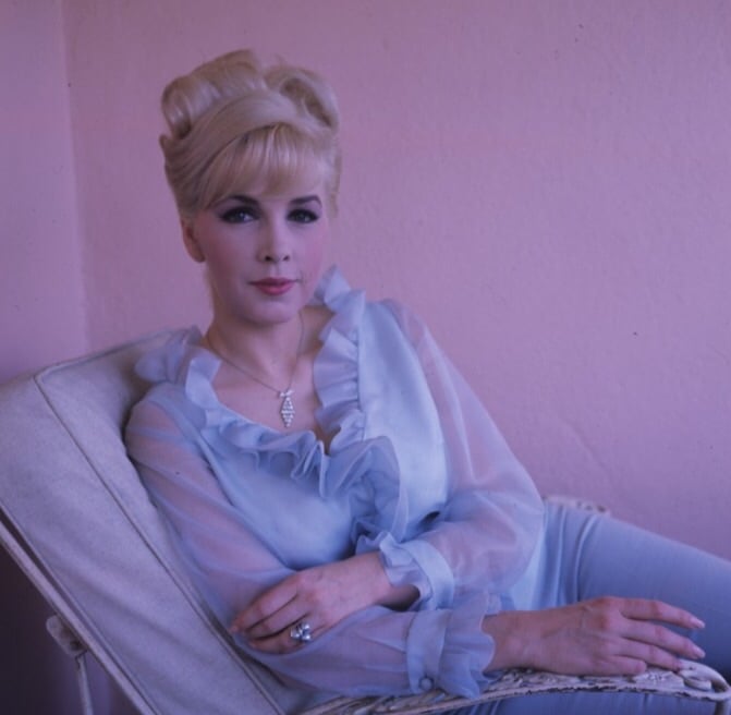 Stella Stevens