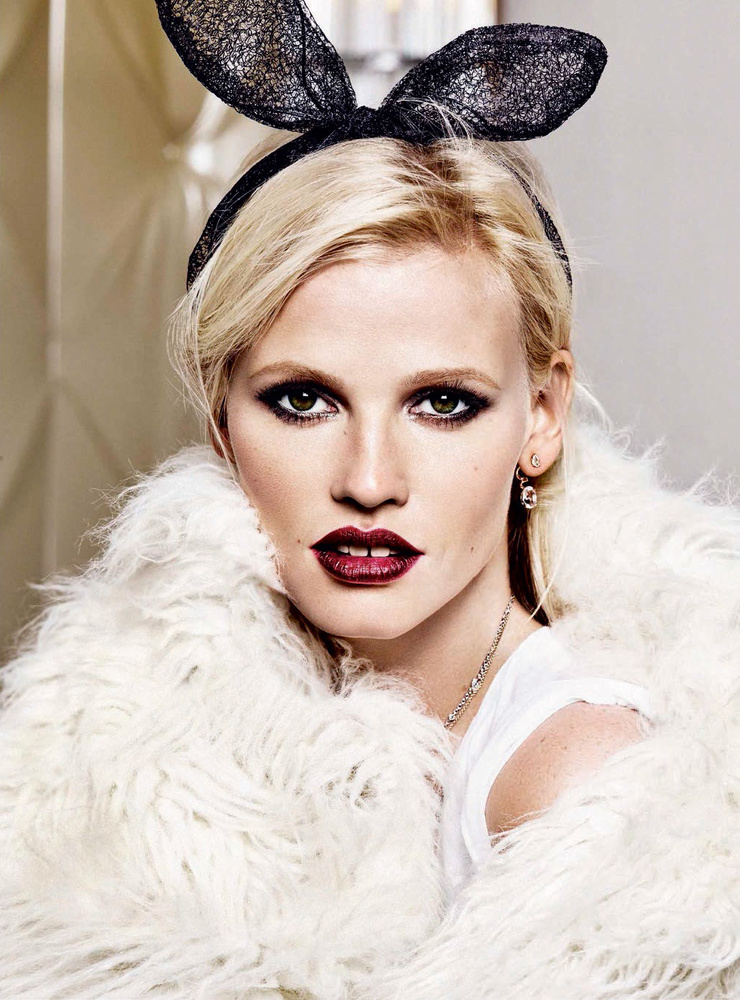 Lara Stone