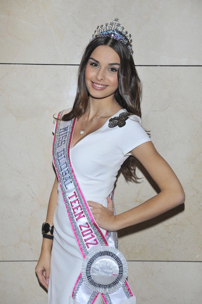 Weronika Szmajdzińska Weronika Szmajdzińska