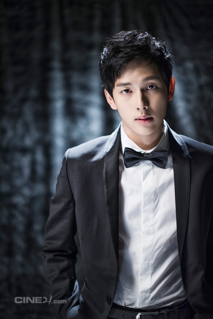 Picture Of Si-wan Yim