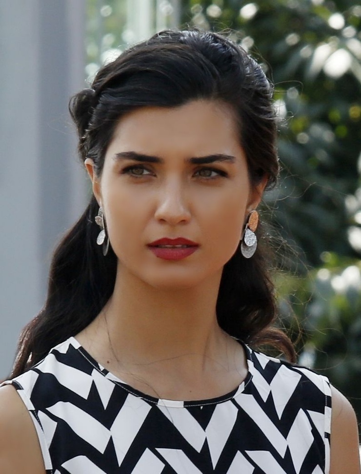 Tuba Büyüküstün Tuba Büyüküstün