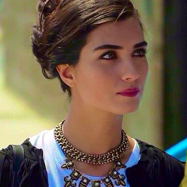Tuba Büyüküstün