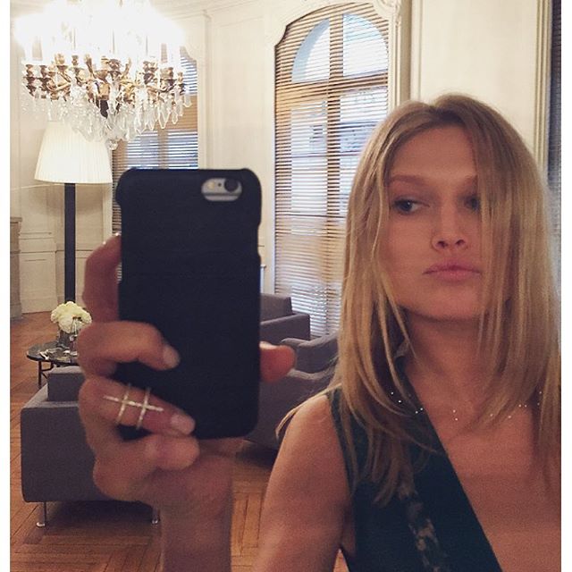 Toni Garrn Toni Garrn