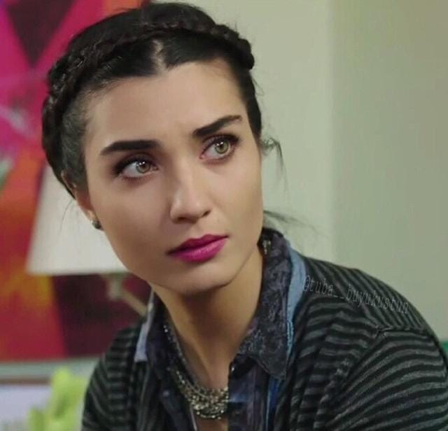 Tuba Büyüküstün Tuba Büyüküstün