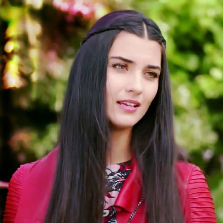 Tuba Büyüküstün