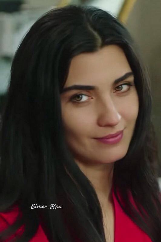 Tuba Büyüküstün