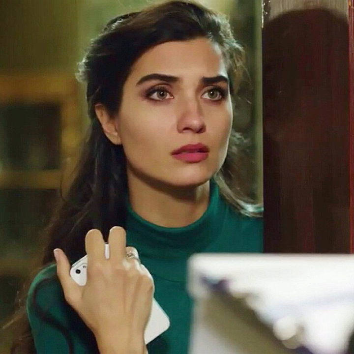Tuba Büyüküstün