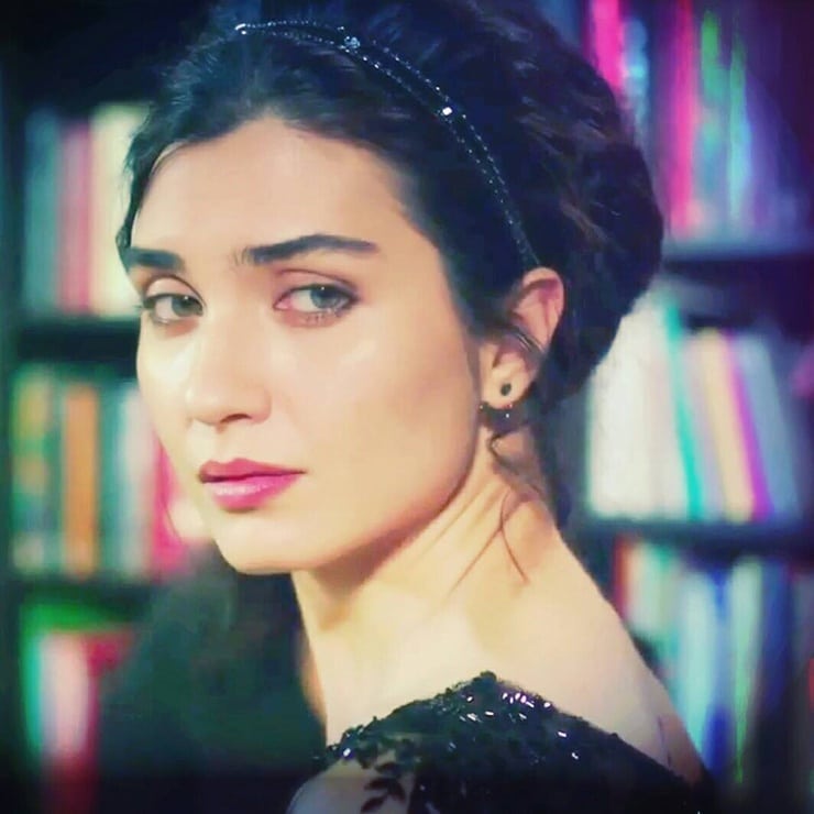 Tuba Büyüküstün