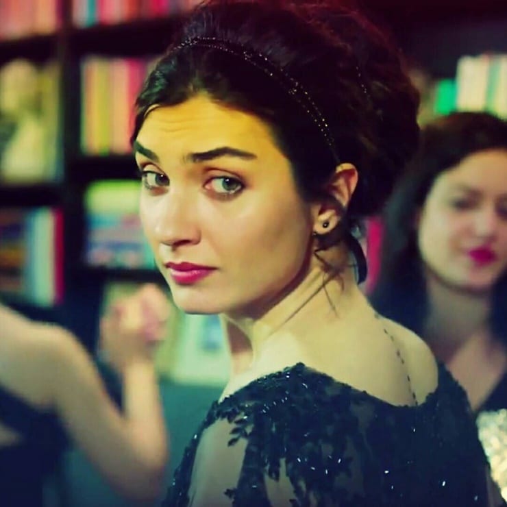 Tuba Büyüküstün