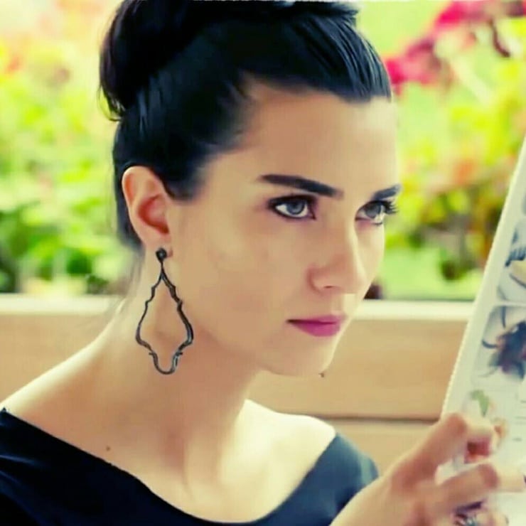 Tuba Büyüküstün Tuba Büyüküstün