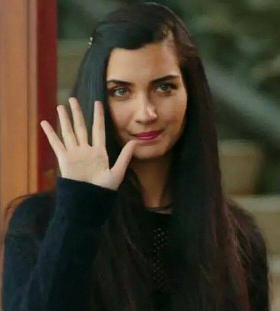 Tuba Büyüküstün