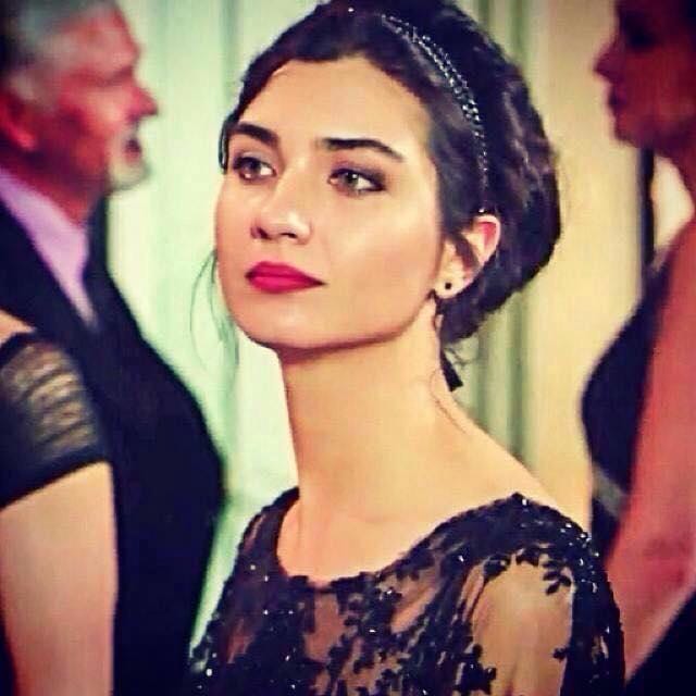 Tuba Büyüküstün