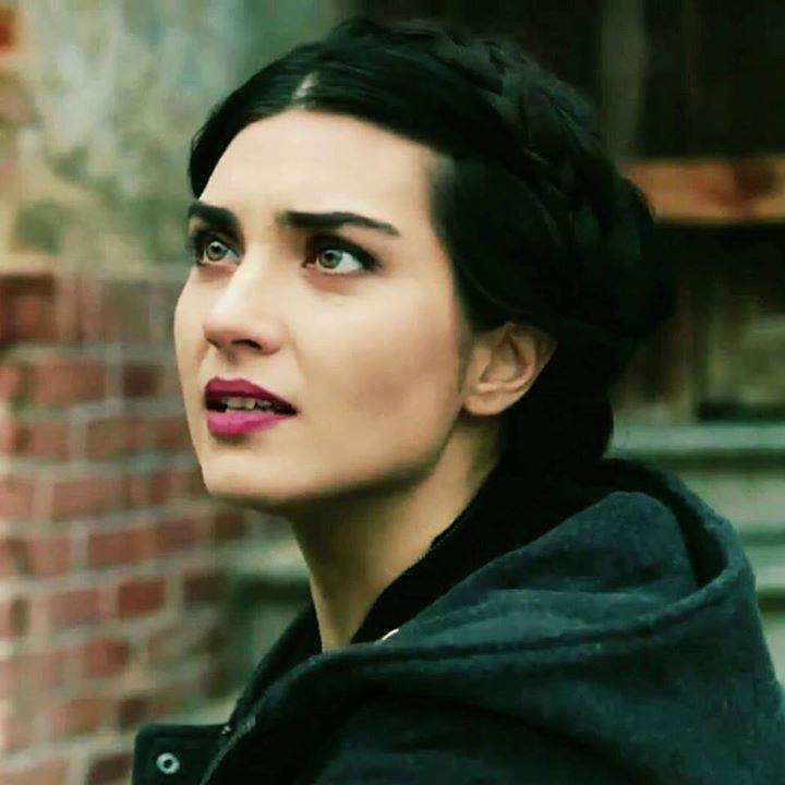 Tuba Büyüküstün